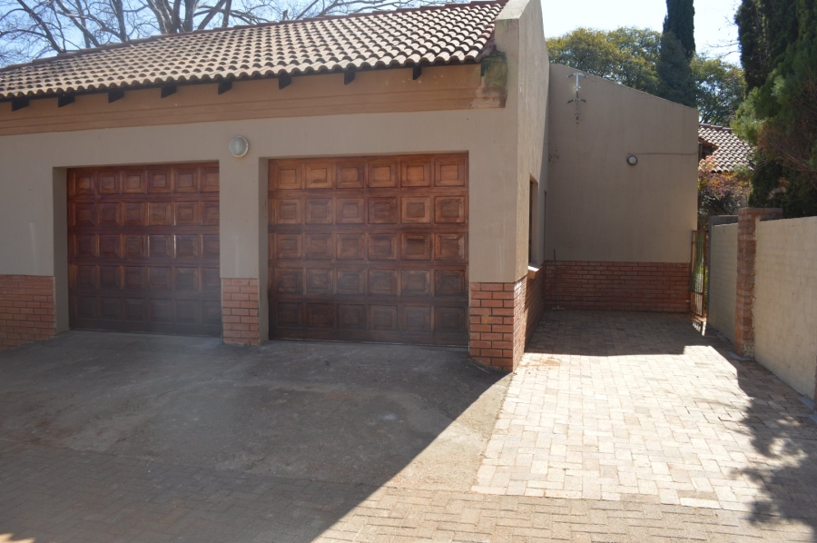 5 Bedroom Property for Sale in Irene Park North West